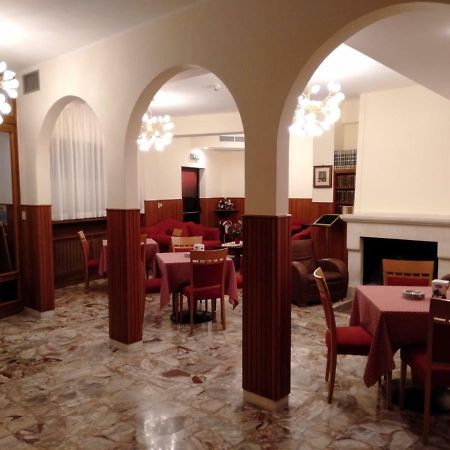 Hotel Viola Caramanico Terme Exteriér fotografie